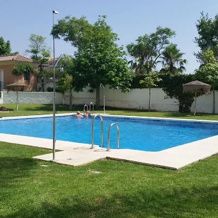 Homestay Conrado Del Campo *
